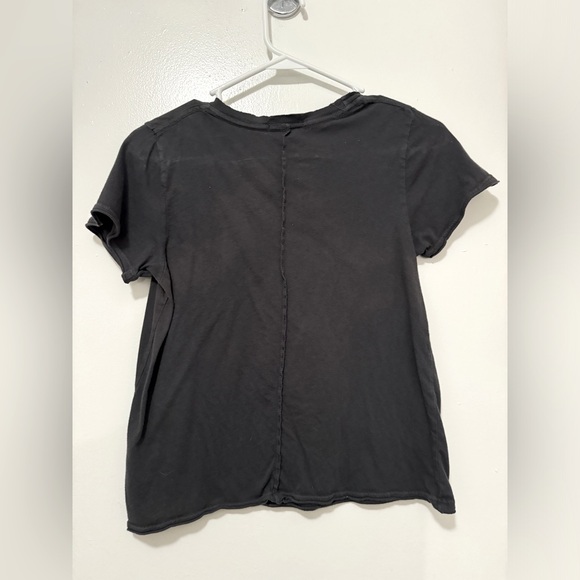 Women's - Future State Dark Gray "Great Wave" Graphic Crop Tee - XS - Picture 2 of 4